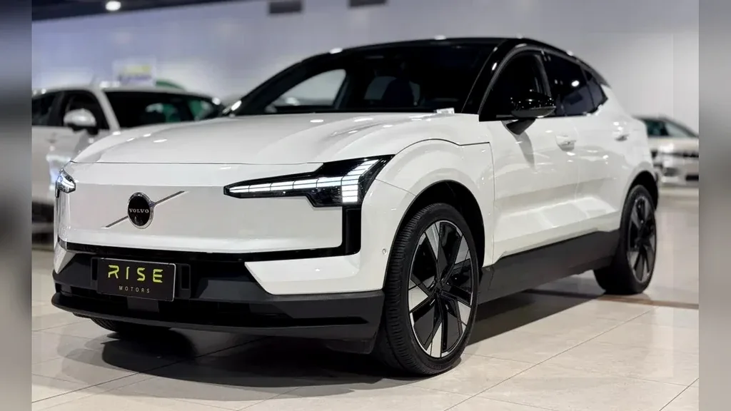 Volvo EX30 - Imagem 2