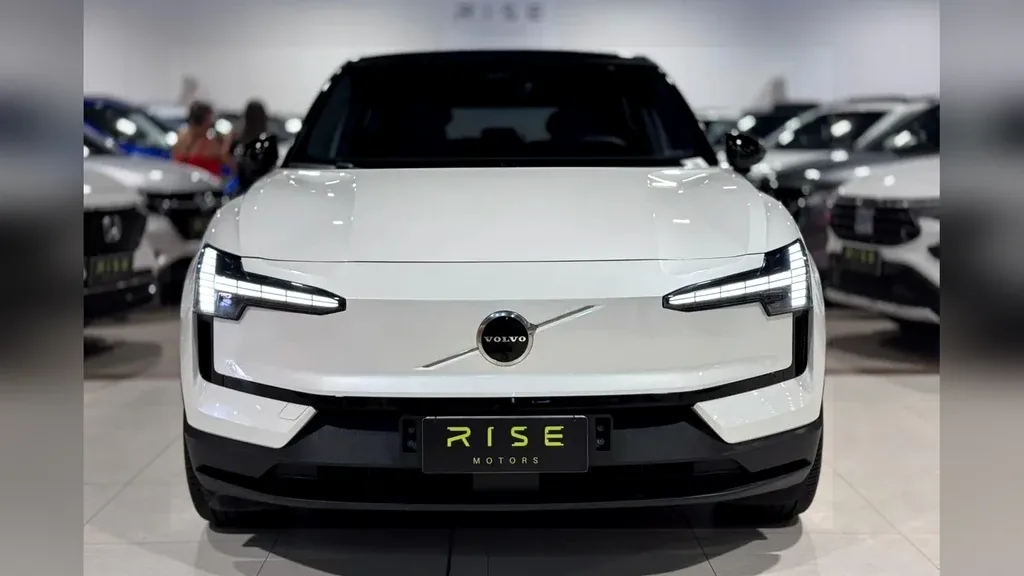 Volvo EX30 - Imagem 3