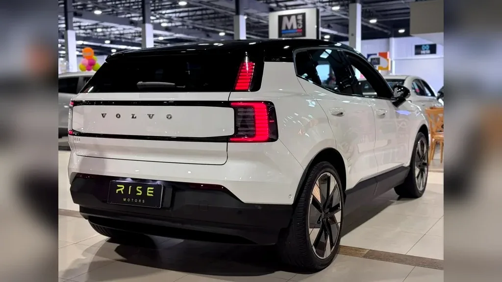 Volvo EX30 - Imagem 10