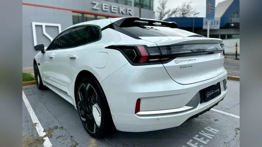 Zeekr 001 - Imagem 11