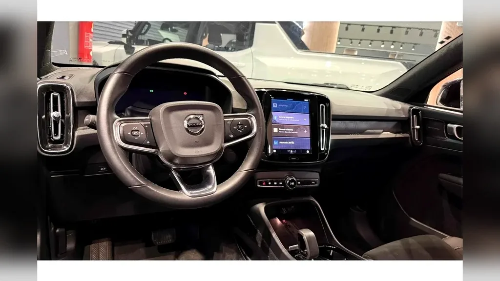 Volvo XC40 Recharge - Imagem 10