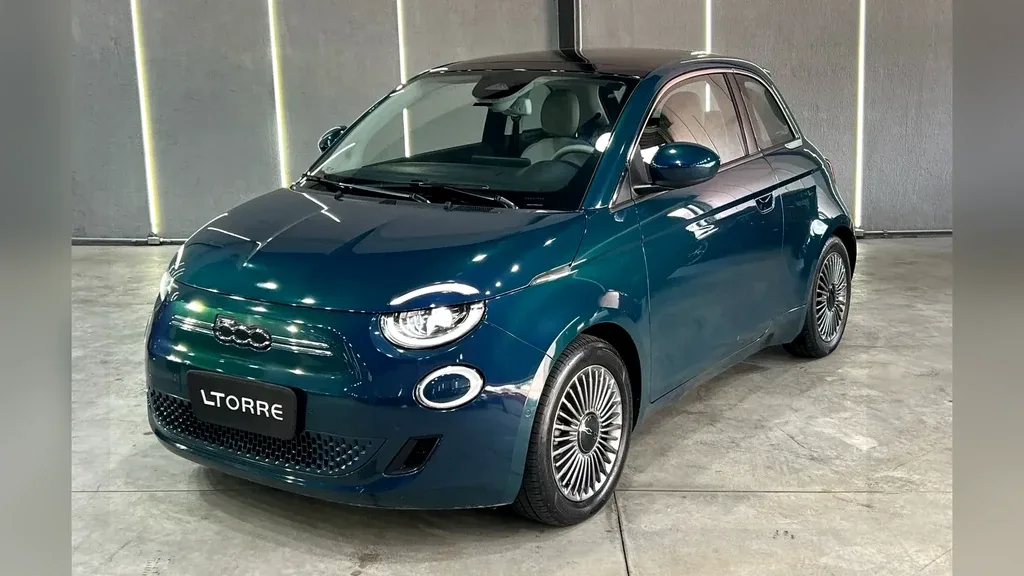 Foto de um fiat 500e