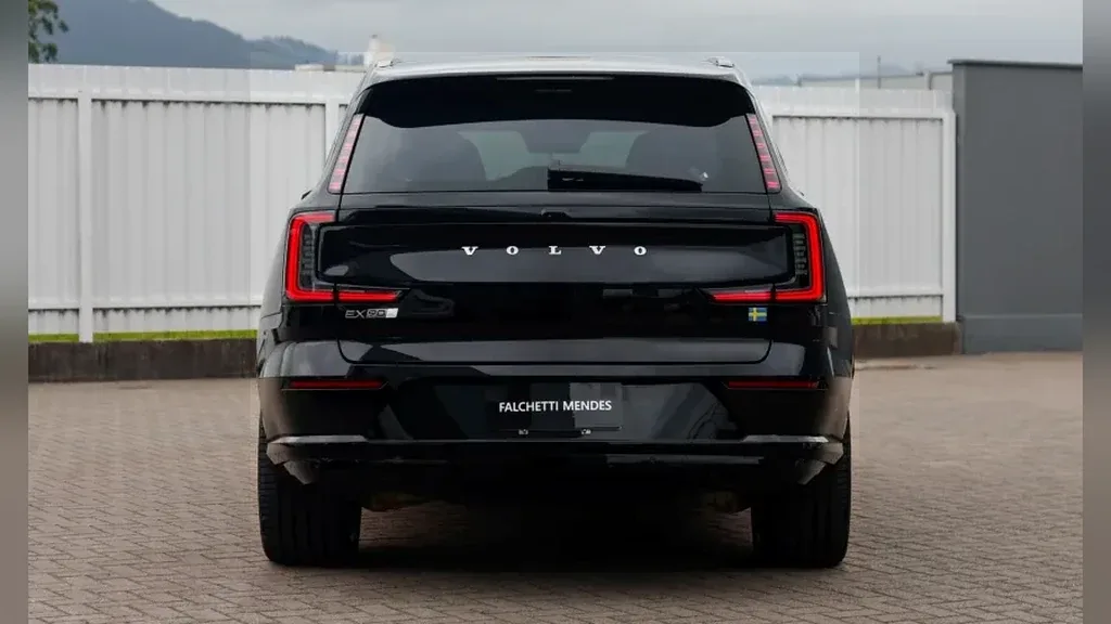 Volvo Ex90 - Imagem 4