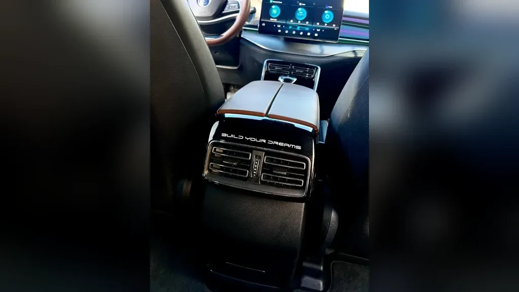 BYD Tang - Imagem 13