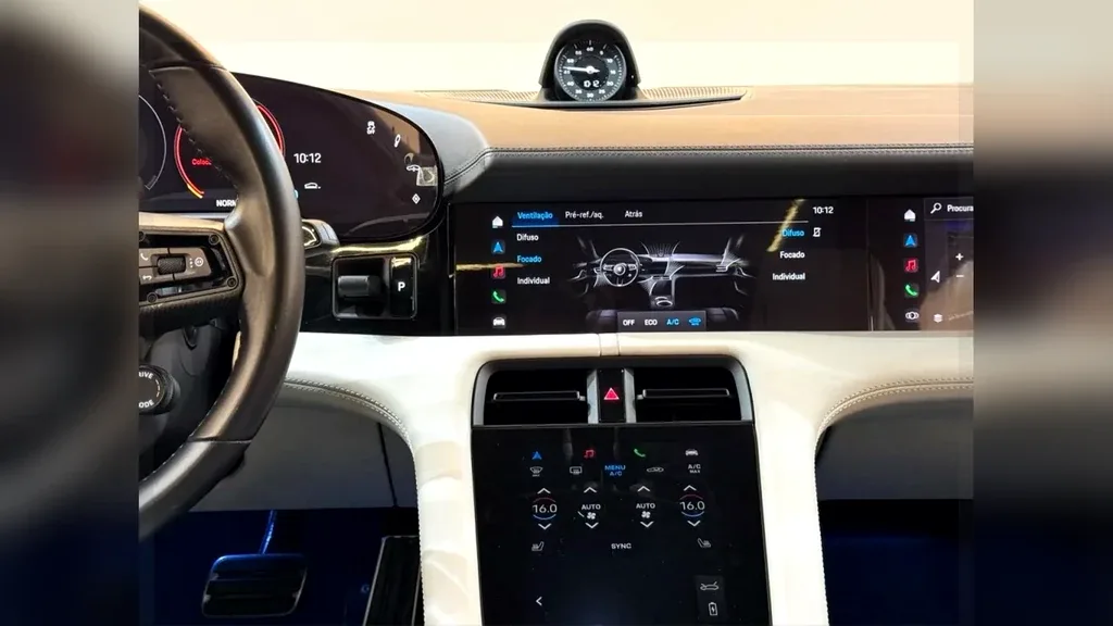 Porsche Taycan - Imagem 11