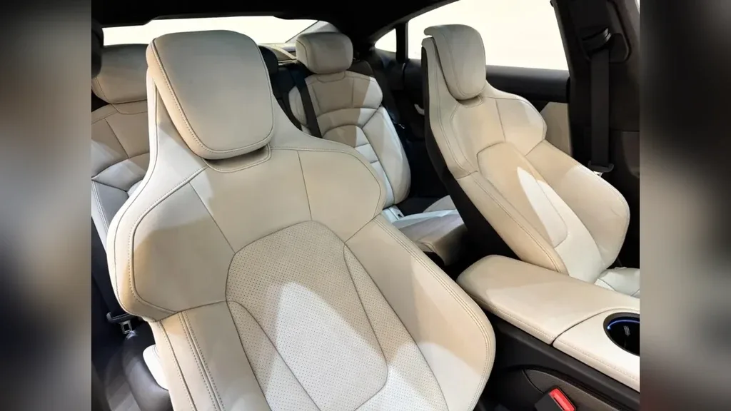 Porsche Taycan - Imagem 15