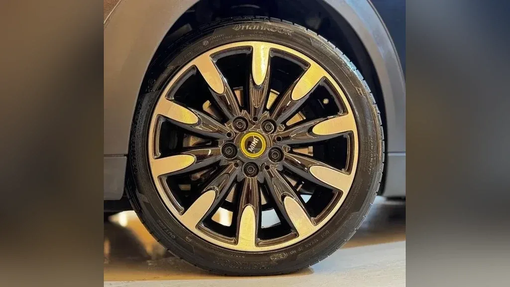 Mini Cooper SE - Imagem 3