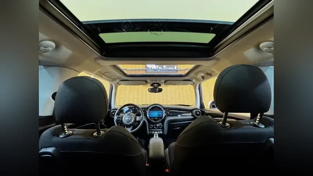 Mini Cooper SE - Imagem 13