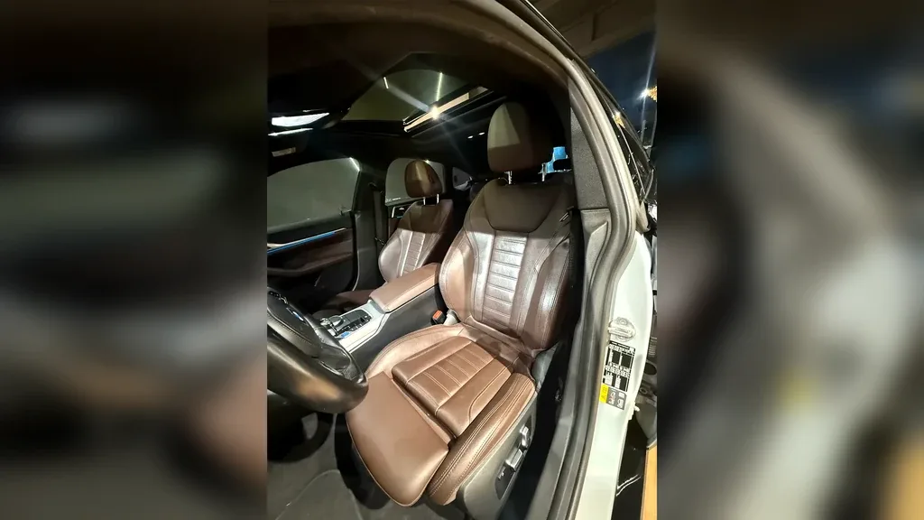 BMW I4 Edrive35 - Imagem 14