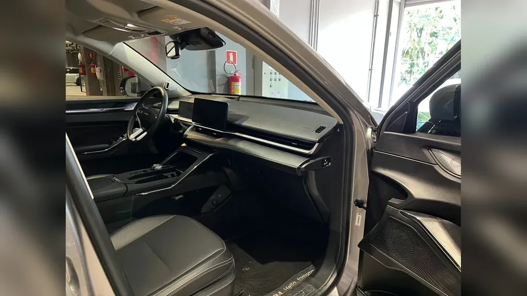 GWM Haval H6 Plug-in Hybrid - Imagem 17