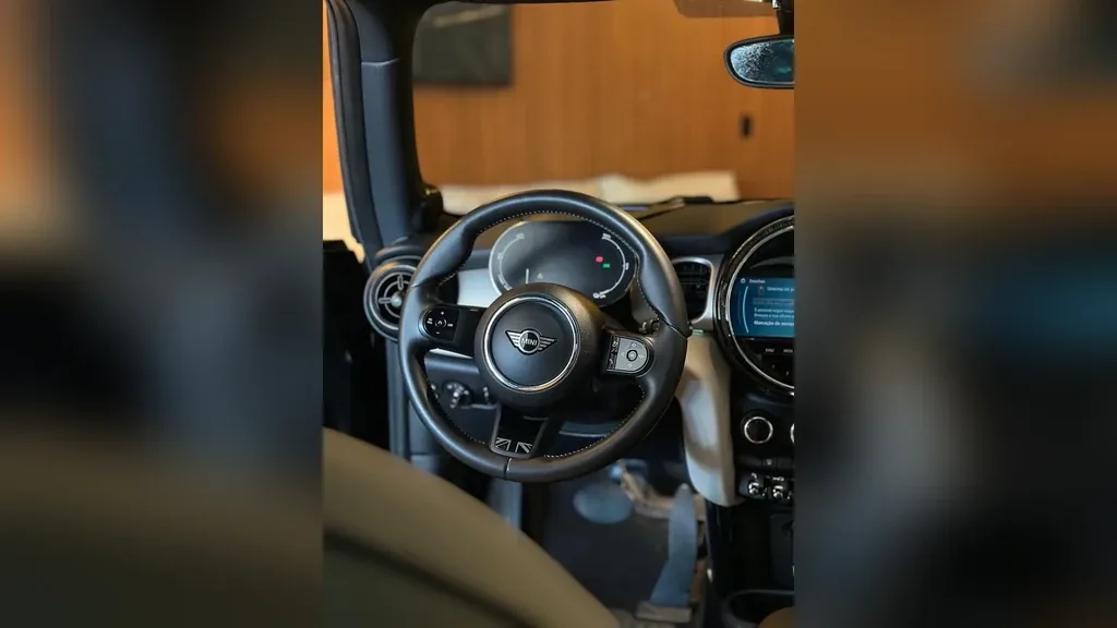 Mini Cooper SE - Imagem 6