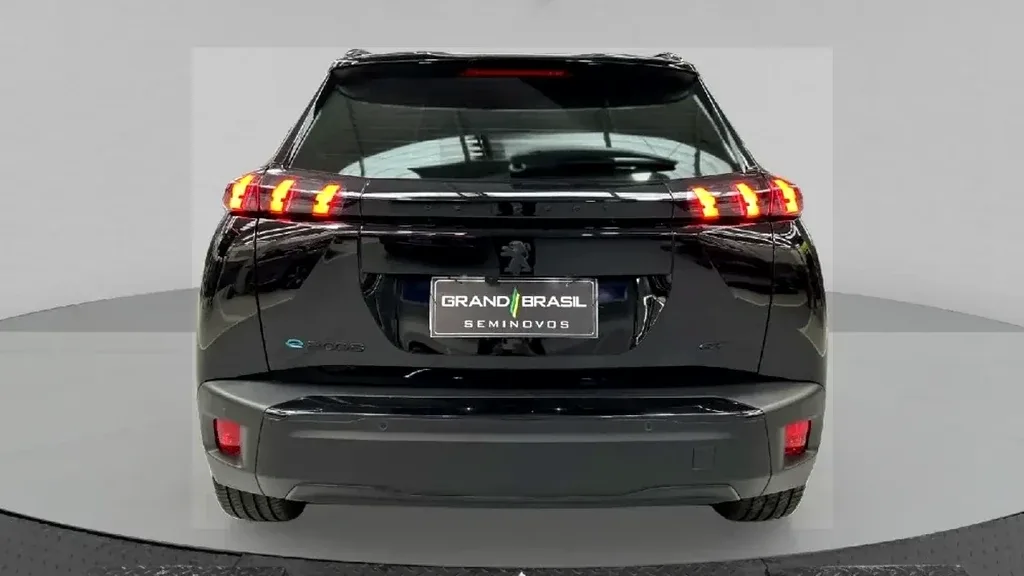 Peugeot E-2008 - Imagem 4