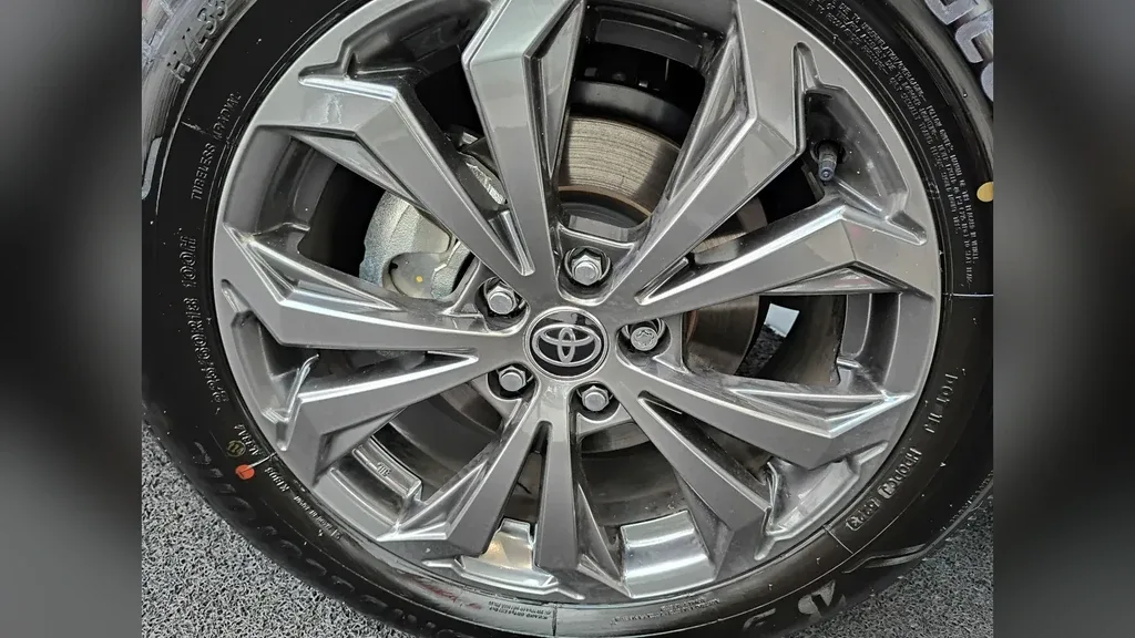 Toyota Rav4 - Imagem 16