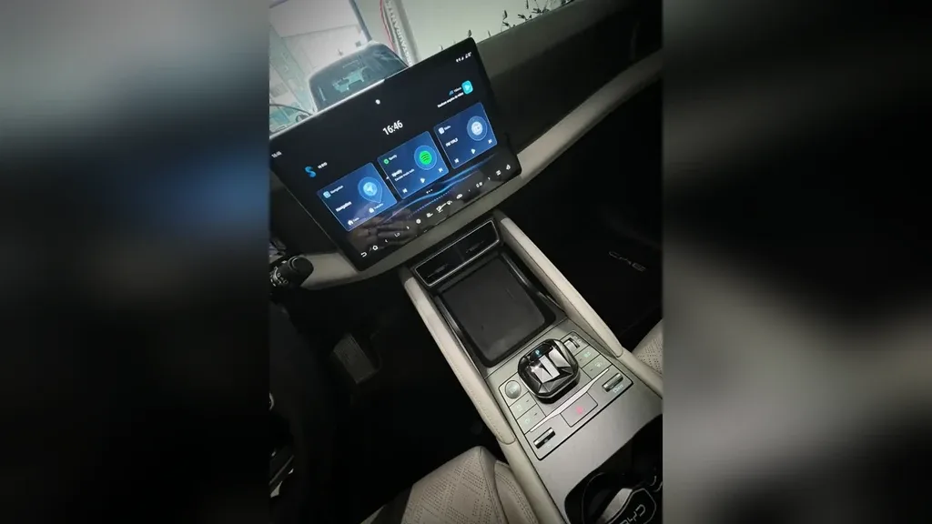 BYD Yuan Pro - Imagem 9