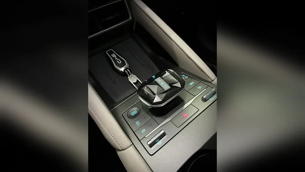 BYD Yuan Pro - Imagem 10