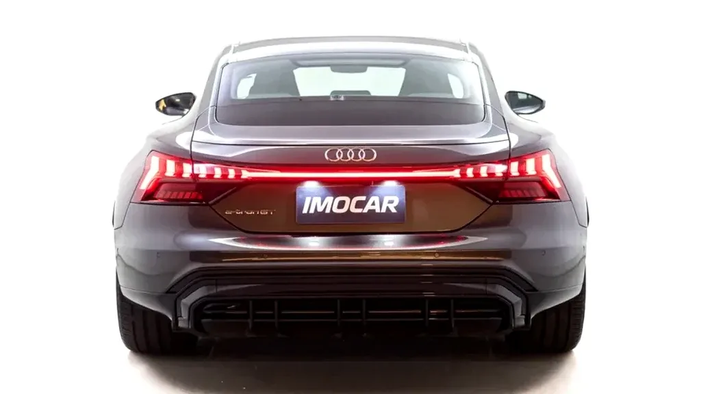 Audi E-tron  GT - Imagem 8