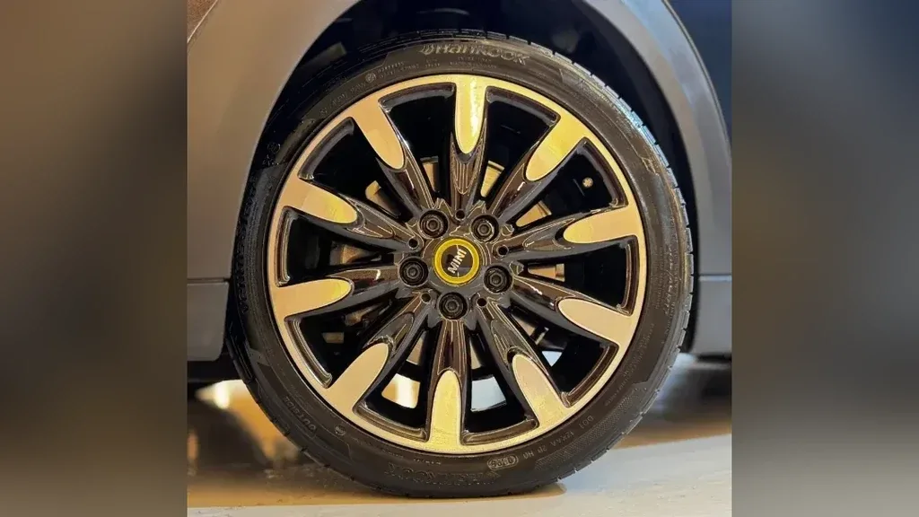 Mini Cooper SE - Imagem 3