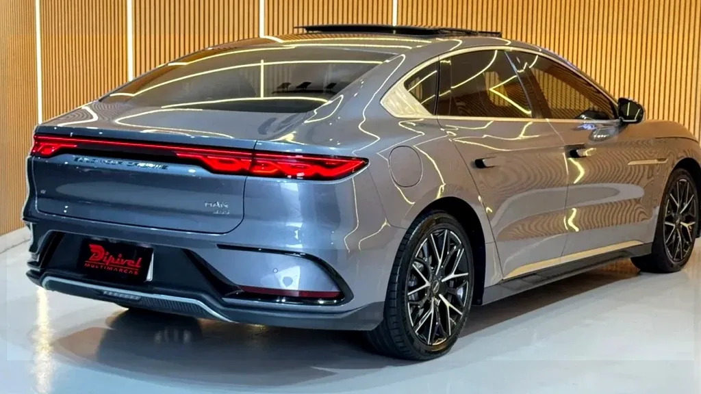 BYD Han - Imagem 6