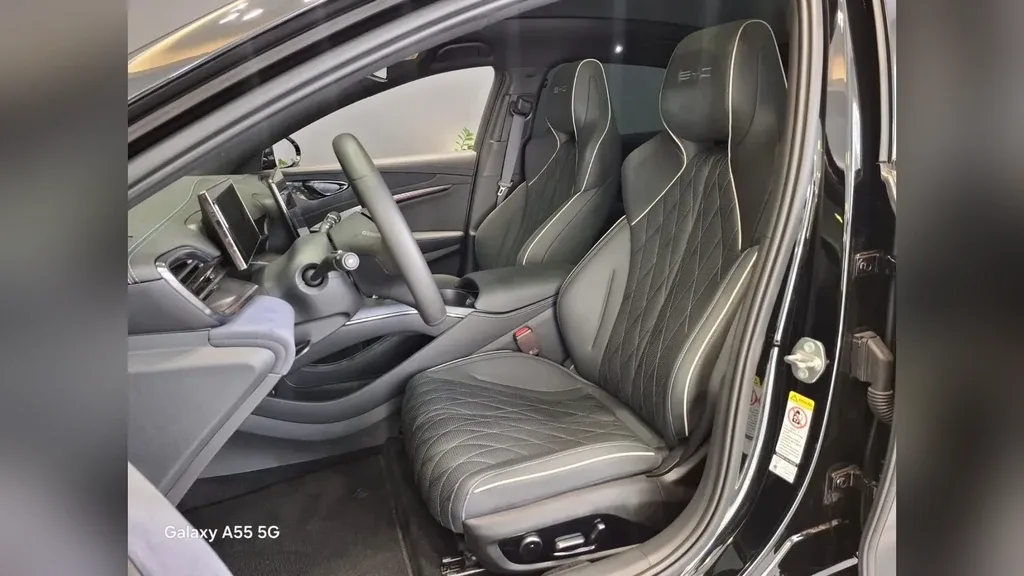 BYD Seal - Imagem 13