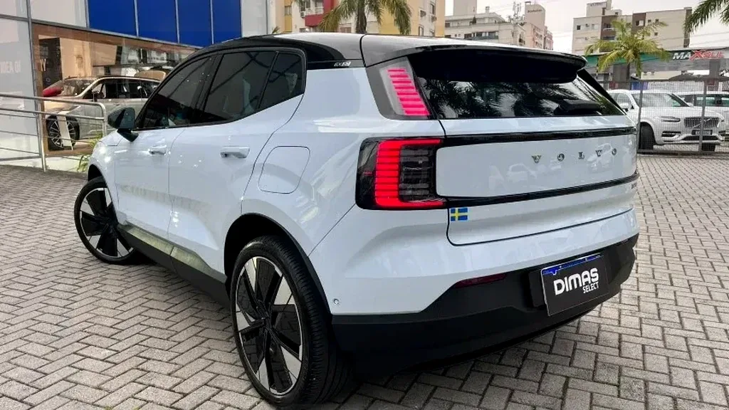Volvo EX30 - Imagem 6
