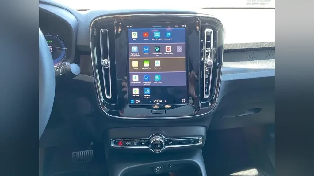 Volvo C40 Recharge - Imagem 14