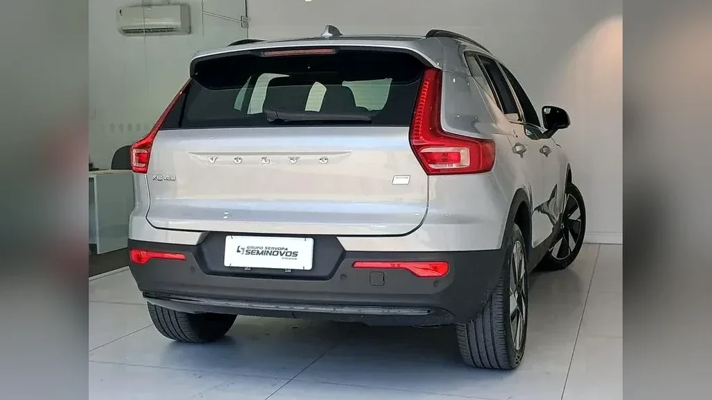 Volvo XC40 Recharge - Imagem 7