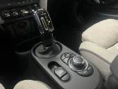 Mini Countryman SE All4 - Miniatura 12