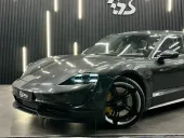 Porsche Taycan - Miniatura 2