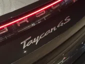 Porsche Taycan - Miniatura 8