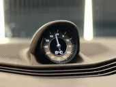 Porsche Taycan - Miniatura 10