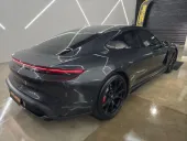Porsche Taycan - Miniatura 9
