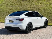 Tesla Model Y - Miniatura 7