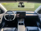 Tesla Model Y - Miniatura 17