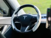 Tesla Model Y - Miniatura 20