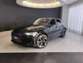 Audi E-tron - Miniatura 1