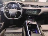 Audi E-tron - Miniatura 8