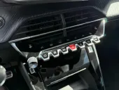 Peugeot E-2008 - Miniatura 12