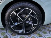 BYD Seal - Miniatura 17