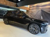 BMW Ix - Miniatura 3