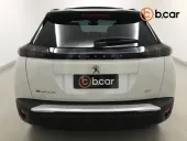 Peugeot E-2008 - Miniatura 18