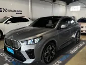 BMW IX2 - Miniatura 2