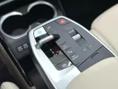 BMW IX2 - Miniatura 11