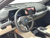 BMW IX2 - Miniatura 12