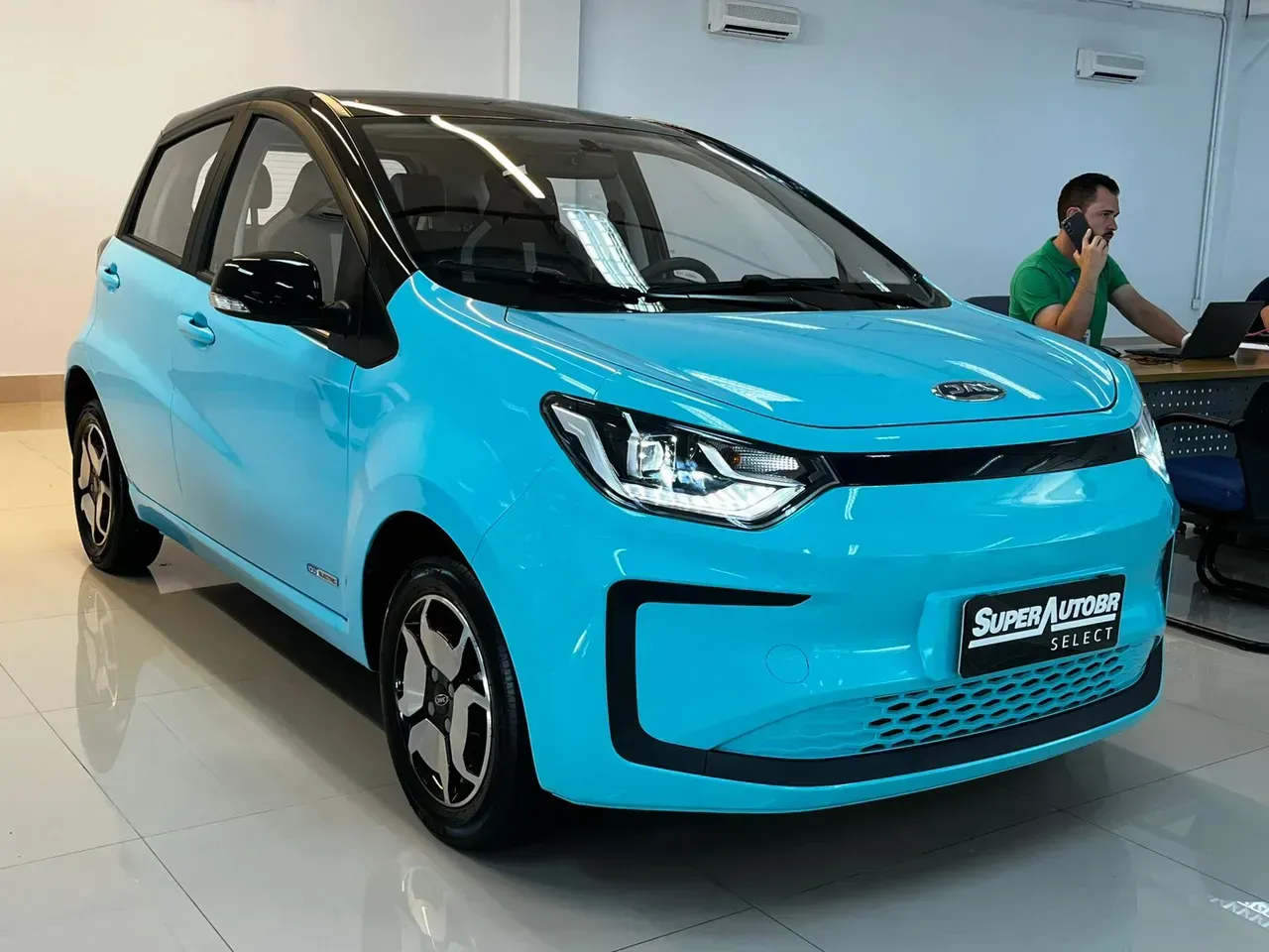 JAC E-JS1