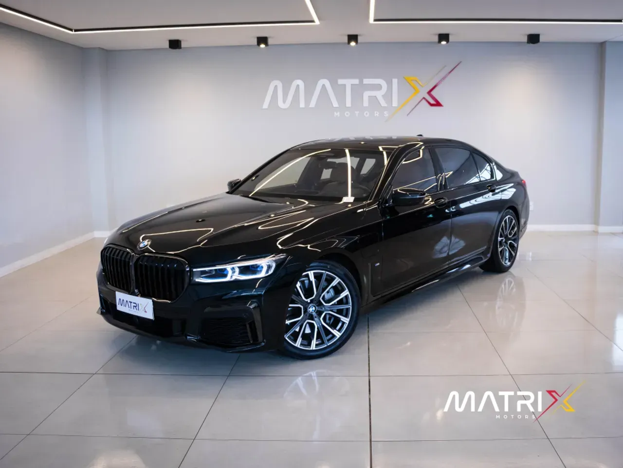 BMW 745e Plug-in Hybrid