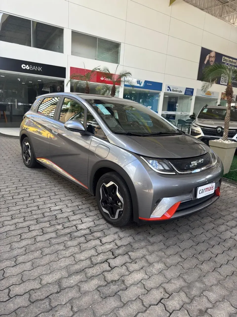 BYD Dolphin