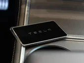 Tesla Model Y - Miniatura 15