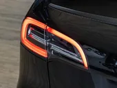 Tesla Model Y - Miniatura 17
