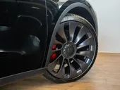 Tesla Model Y - Miniatura 18