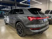 Audi E-tron - Miniatura 9